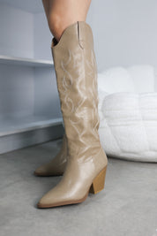 Taupe