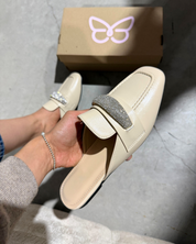 beige
